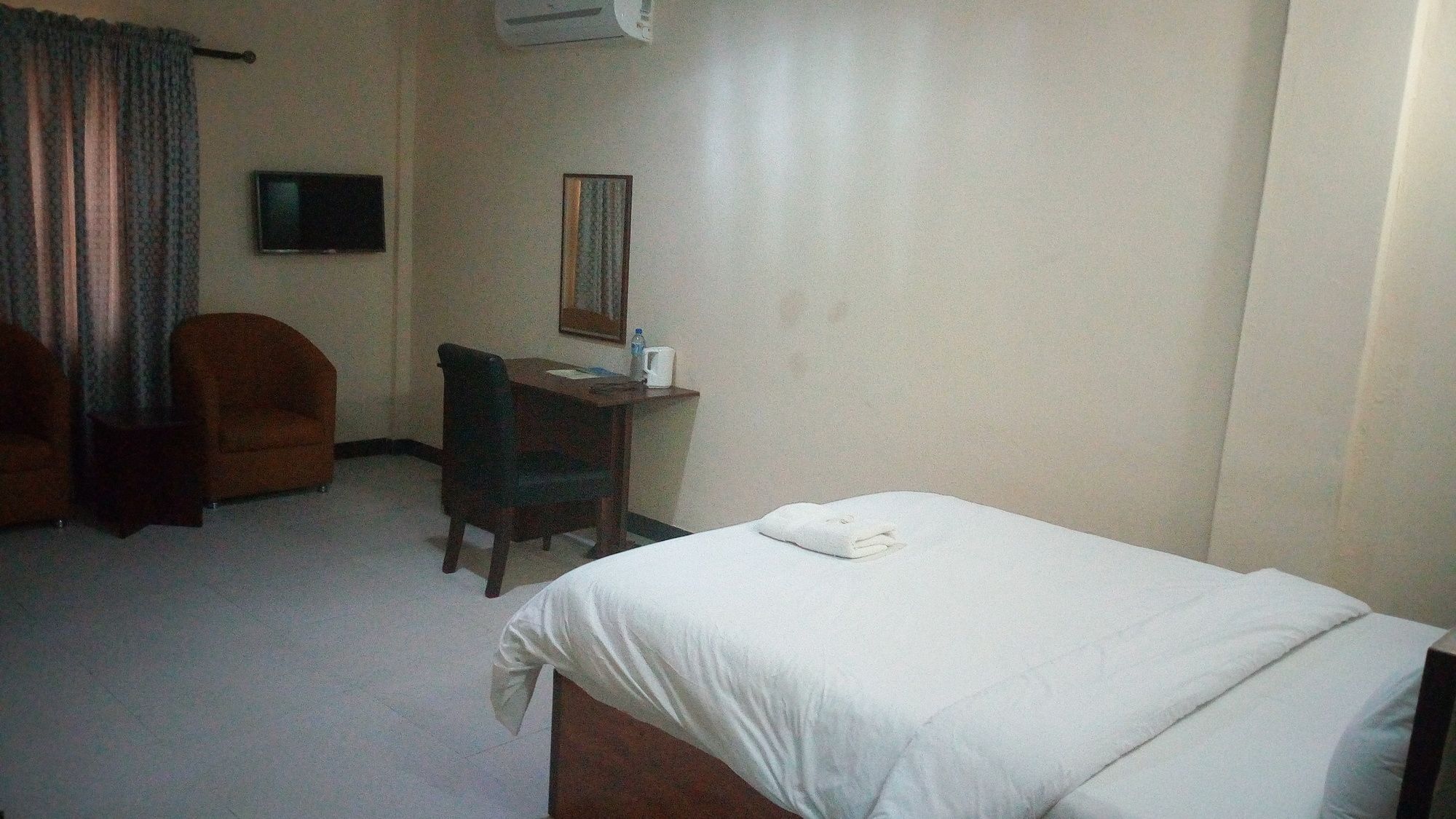 Providence Hotel Abeokuta Ngoại thất bức ảnh